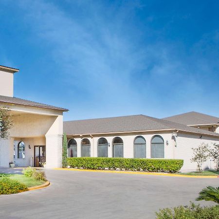 Super 8 By Wyndham San Antonio At I-10 Motel Kültér fotó