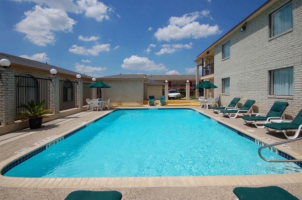 Super 8 By Wyndham San Antonio At I-10 Motel Kültér fotó