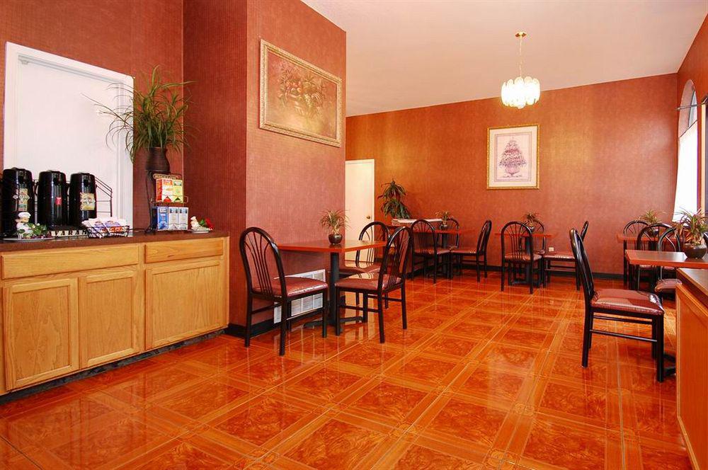 Super 8 By Wyndham San Antonio At I-10 Motel Étterem fotó
